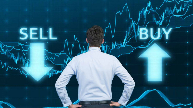 Opening bell: गिरावट के साथ खुला शेयर बाजार, सेंसेक्स 273 अंक फिसला 