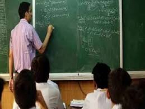 The teachers who got the best teacher award did not get the benefit of the scheme, the court had to interfere