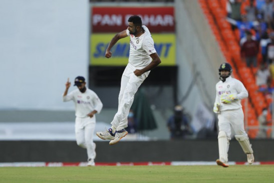 स्टार आफ स्पिनर रविचंद्रन अश्विन के टेस्ट में 400 विकेट, ऐसा करने वाले दुनिया के छठे गेंदबाज