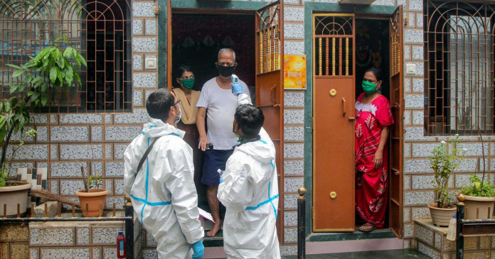 Coronavirus: महाराष्ट्र में फिर बढ़ा कोरोना का कहर, चार महीनों बाद सबसे ज्यादा केस सामने आए