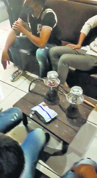 Police crackdown on hookah parlor, 12 youths and three minors found