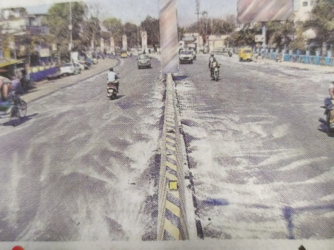 The roads through which the President is going through Chaman, the public is throwing dust on the rest