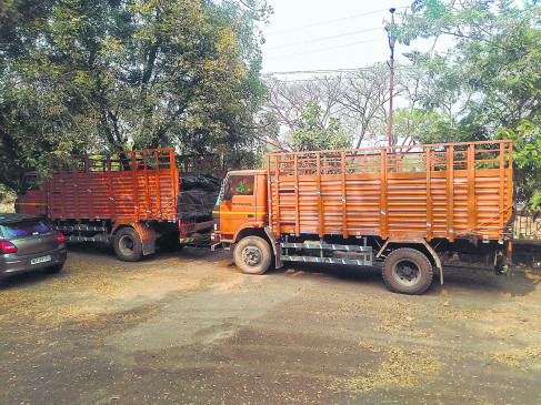 Two accused including two trucks of the same number arrested