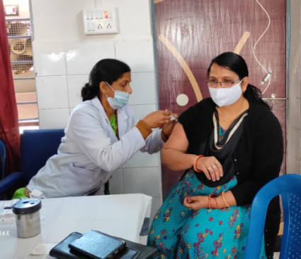Vaccination - up to 70% vaccines on third day, enthusiasm seen in workers