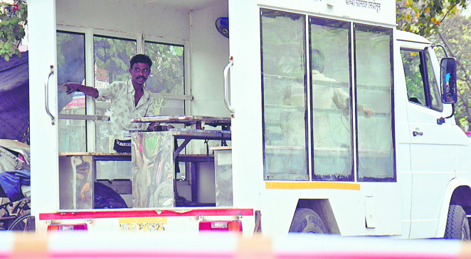 300 to 400 being charged from the free coffin service of Manpa.