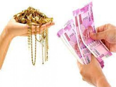 Fraudulent businessman cheated by handing out fake jewelery