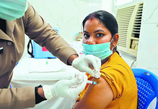नागपुर में वैक्सीनेशन रेट घटा, ग्रामीण में लोग लगा रहे टीका