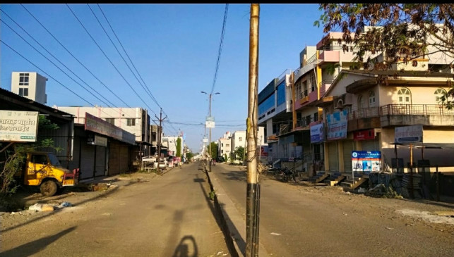 Beed district has been showing heat since morning, people are getting worried