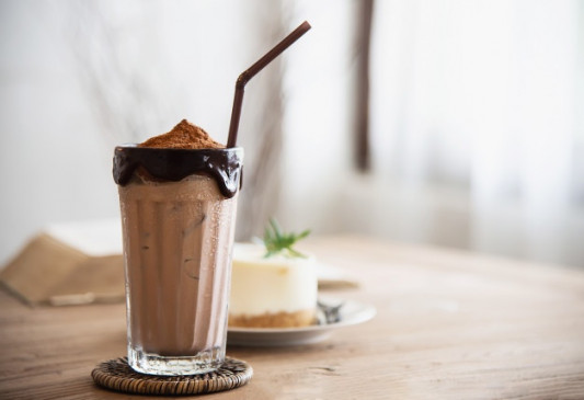 Summer Drink: इस गर्मी में घर पर बनाएं कोल्ड कोको, जानें रेसिपी Summer Drink: इस गर्मी में घर पर बनाएं कोल्ड कोको, जानें रेसिपी