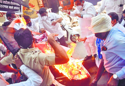 Modis banners were being burnt, the havildar scorched ran away