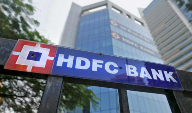HDFC बैंक ग्राहकों को ऑटो लोन के साथ जीपीएस डिवाइस खरीदने के लिए मजबूर करता था, RBI ने 10 करोड़ रुपए का जुर्माना लगाया
