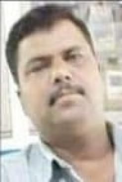 कर्ज में डूबे युवा किसान ने पेड़ पर फांसी लगा कर ली आत्महत्या, हादसे में बाइक सवार की मौत कर्ज में डूबे युवा किसान ने पेड़ पर फांसी लगा कर ली आत्महत्या, हादसे में बाइक सवार की मौत