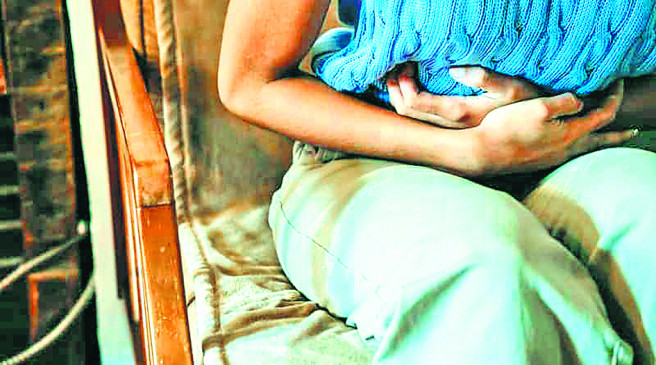 Poisoning by eating puranpoli and aamras in Parsodi village near Nagpur