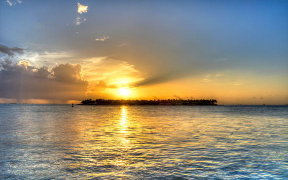 Live: Key West Florida में मैलोरी स्क्वायर से लाइव, विश्व प्रसिद्ध Mallory Square से सूर्यास्त  देखें