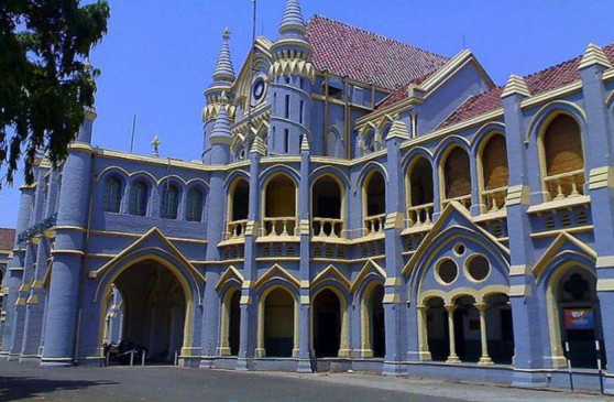 कोरोना की तीसरी लहर समाप्त होने तक रोके जाएँ स्थानीय निकाय चुनाव