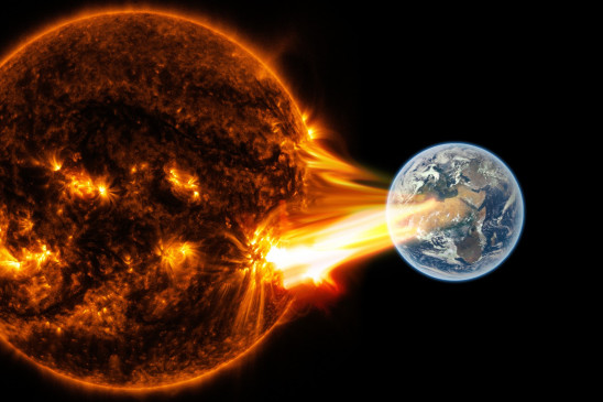 Massive solar storm set to hit Earth | पृथ्वी से टकराएगा ...