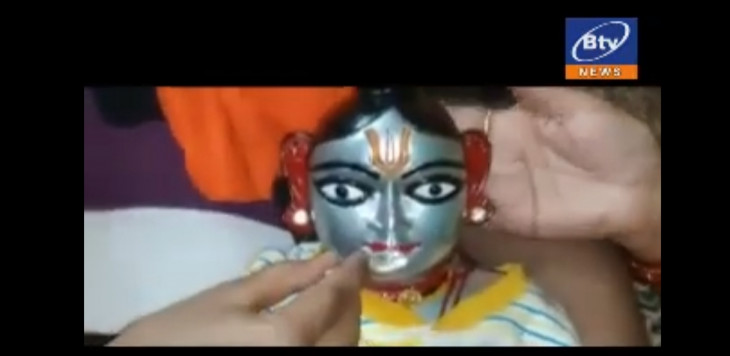 सिवनी से आए धातु के लड्डू गोपाल खाते हैं माखन, पीते हैं दूध