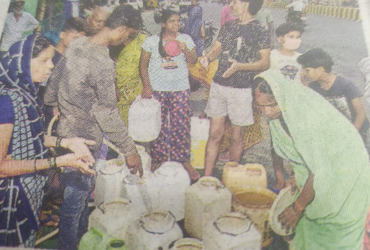 People are yearning for water and experiments are going on in Lalpur for 5 days.