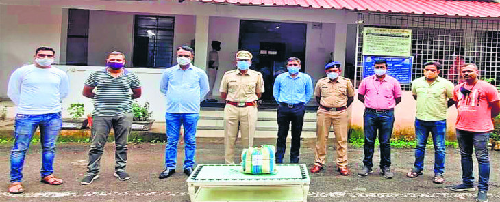 Sandalwood tree stolen from Deputy Commissioner of Polices bungalow, accused caught on the basis of footage
