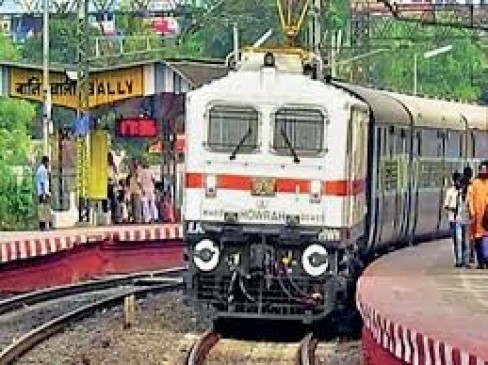 Special campaign to stop black marketing of rail tickets, 10 people caught