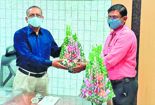 Thackeray took charge of Additional Commissioner of Tribal Development Department