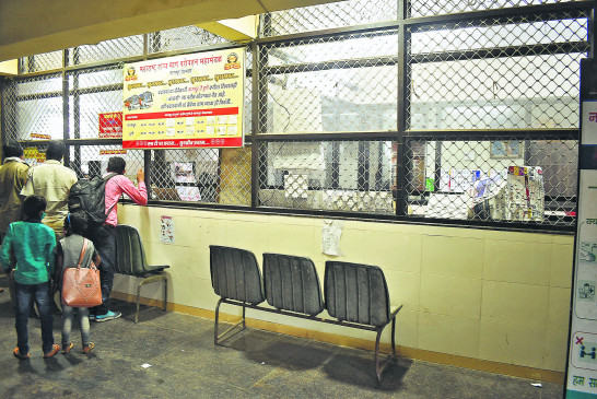 Troubles coming near ST buses in Nagpur, machine malfunctions