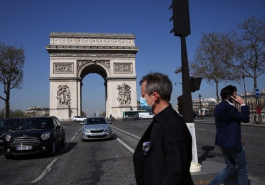 covid patients hospitalized in France again crosses 10,000 covid patients hospitalized in France again crosses 10,000