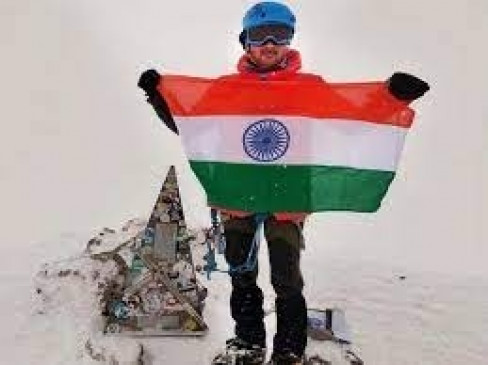 UP ATS commando conquer Europes Mount Elbrus