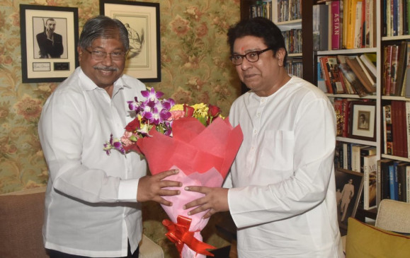 BJP trying to bring together Raj Thackeray