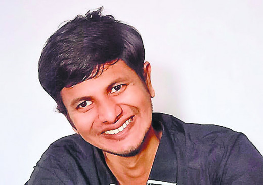 Blind Harish quit his government quota job, chose his favorite job, wrote a book