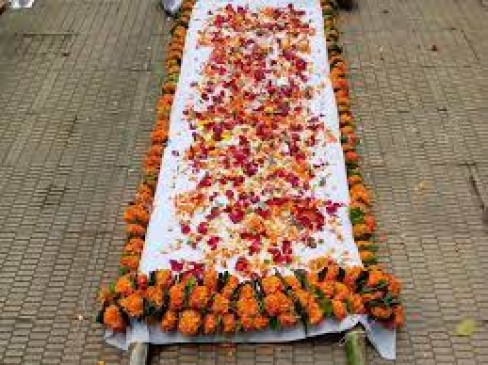 On the same day elderly brothers and sisters passes away