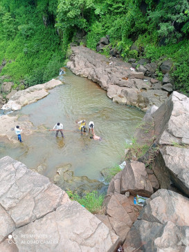 One of the five friends who went for a picnic died of drowning