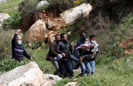वेस्ट बैंक झड़पों में 100 फिलीस्तीनी प्रदर्शनकारी हुए घायल