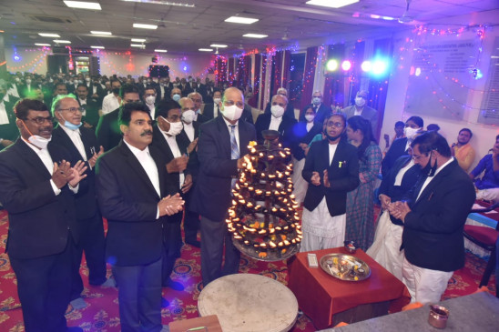 हाईकोर्ट के चीफ जस्टिस ने की श्री गणेश की महाआरती 