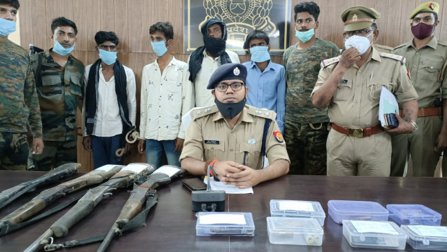 Four miscreants of Babuli gang arrested with weapons from Markandeya forest