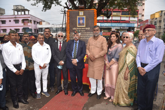 शहीद कैप्टन रमन बख्शी की स्मृति में हुआ स्मारक का निर्माण 