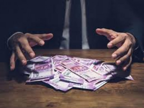 Police officer arrested for taking bribe of Rs 12 lakh