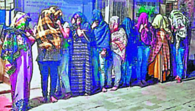 Raid in Nagpurs red-light area Ganga-Jamuna