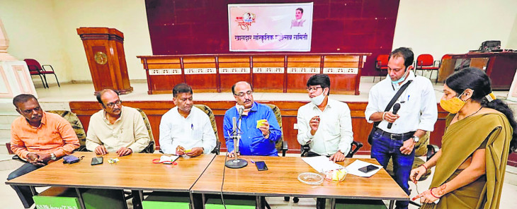 24 soloists will be presented in the special Karandak competition