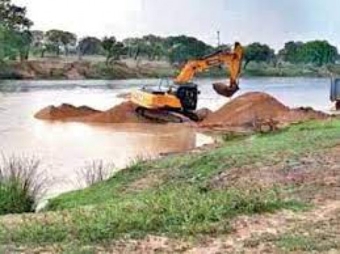 Action on sand smugglers, case registered against two truck owners and drivers