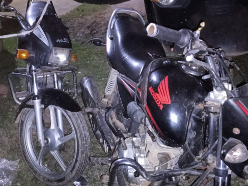 Arrested for theft including 3 two wheeler worth 2.35 lakh Arrested for theft including 3 two wheeler worth 2.35 lakh