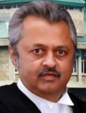 स्वागत समारोह के बाद चीफ जस्टिस आरवी मलिमथ ने ग्रहण किया कार्यभार स्वागत समारोह के बाद चीफ जस्टिस आरवी मलिमथ ने ग्रहण किया कार्यभार