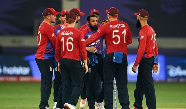 गत चैंपियन वेस्टइंडीज पहले ही मैच में फुस्स, 55 रन पर समेटने के बाद इंग्लैंड ने 6 विकेट से दर्ज की जीत