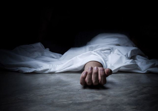  अस्पताल की चौथी मंजिल से लगाई छलांग, मौत