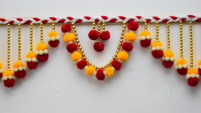 दिवाली पर लगाएं यह खूबसूरत तोरण, बढ़ेगी दरवाजे की रौनक! दिवाली पर लगाएं यह खूबसूरत तोरण, बढ़ेगी दरवाजे की रौनक!