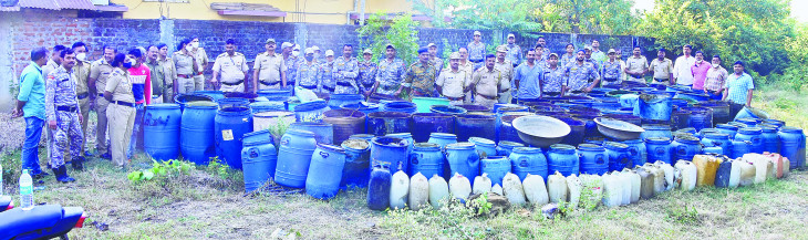 Raids on three illegal Mahua liquor bases