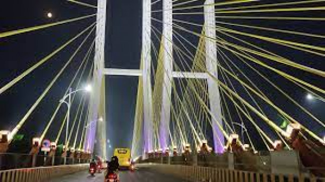 Removed the beggars who had camped under Ramjhula