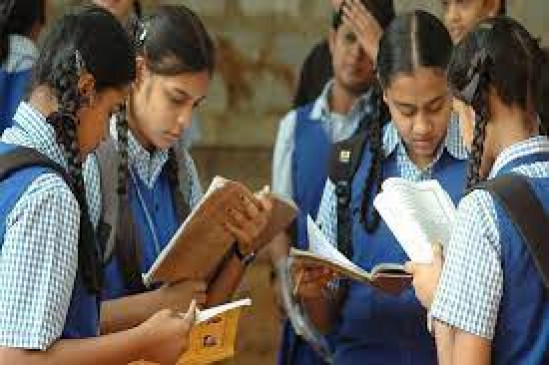 The teacher has sold the childrens uniforms, will be investigated