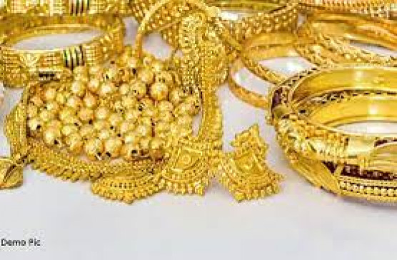 Theft jewelry on the pretext of shining jewelry