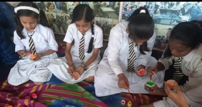 lamps decorated with Madhubani painting will be illuminated in village on Deepawali